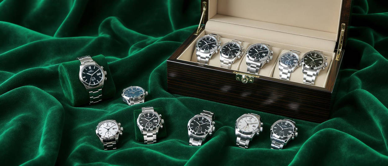 Quartz Watches with Style and Accuracy